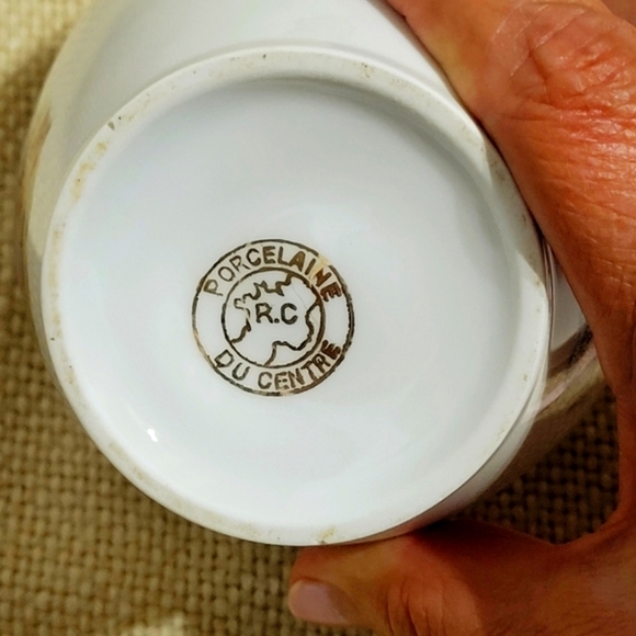 Vintage Du Centre Porcelaine R.C. Courtin Couples Sugar Bowl with Lid - Picture 7 of 11